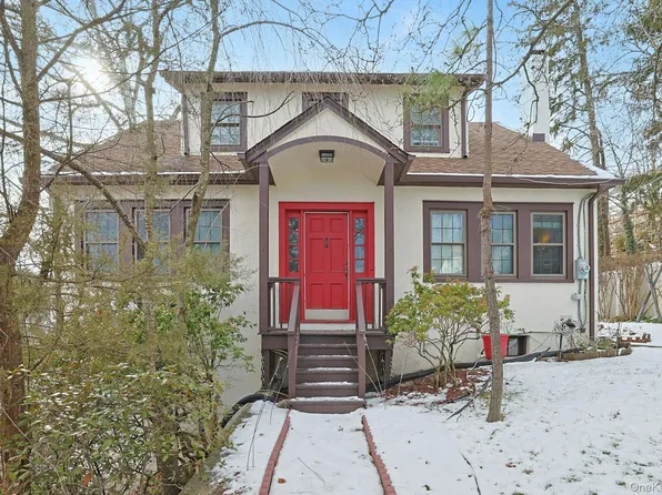 32 Lynwood Road, Scarsdale, NY 10583