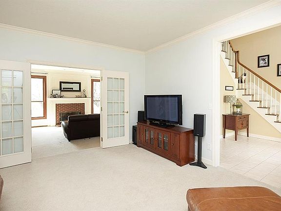 4th image of 6109 Brandywine Dr