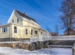 29 Lawndale Ave, Saugus, MA 01906