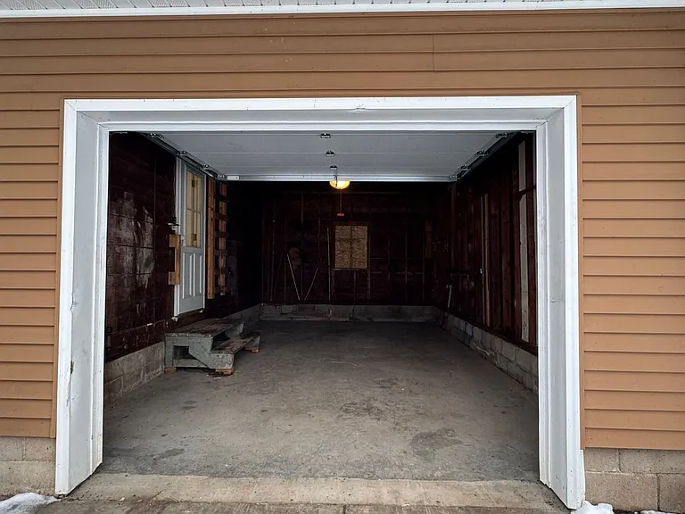 1121 Weggen Rd — Photo 12