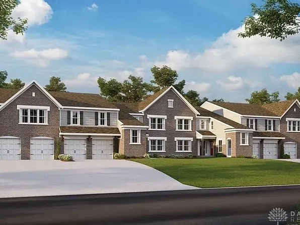2661 Golden Leaf Dr, Dayton, OH 45431