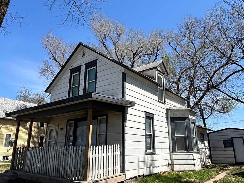 1st image of 422 N Nye Ave