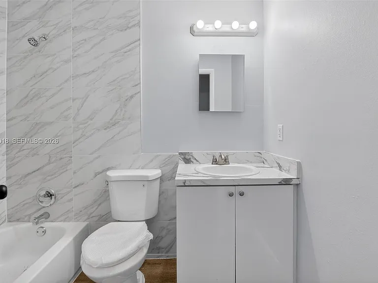 2109 Catherine Dr #4 — Photo 18