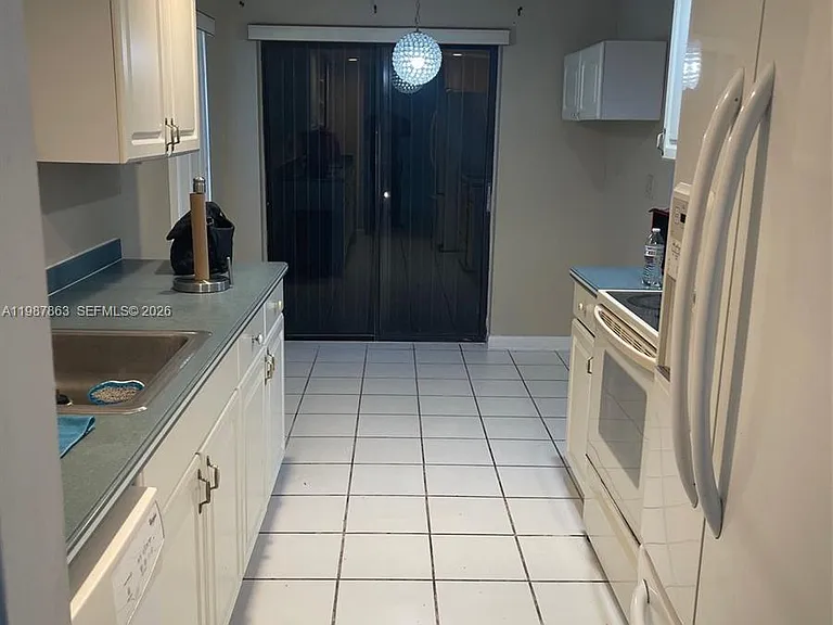 1419 Yellowthroat St — Photo 16