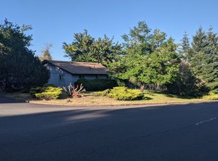 2386 SW Elmwood Dr, Dallas, OR 97338