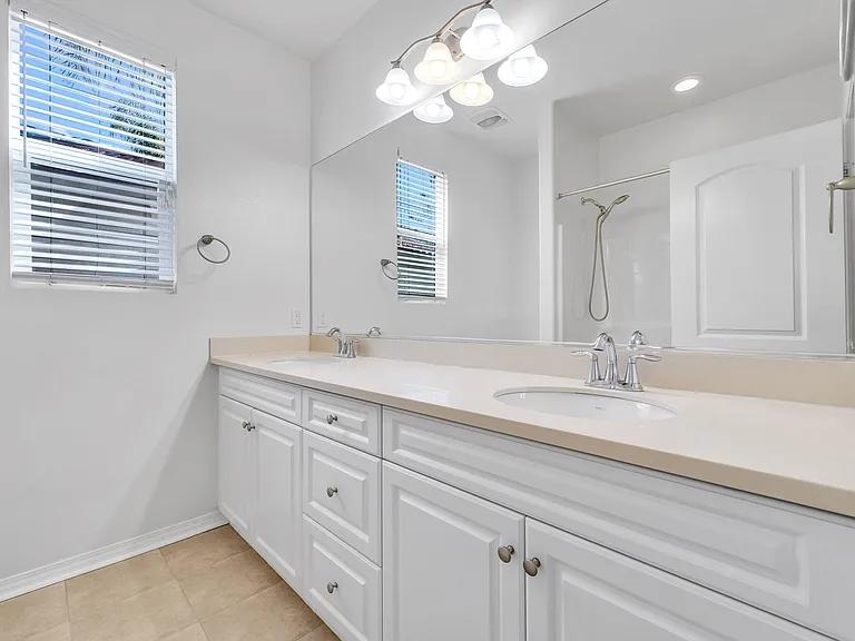 35452 Corte Los Robles — Photo 19