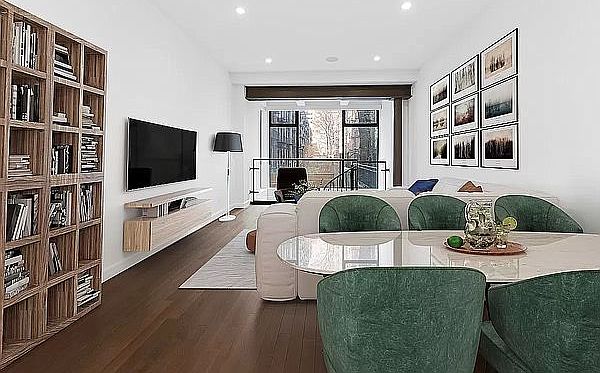 1st image of 44 E End Avenue Townhouse #4