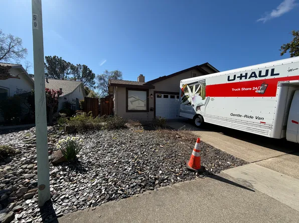 3555 Laird St, Loomis, CA 95650