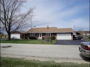 5812 Dorset Ave, Racine, WI 53406