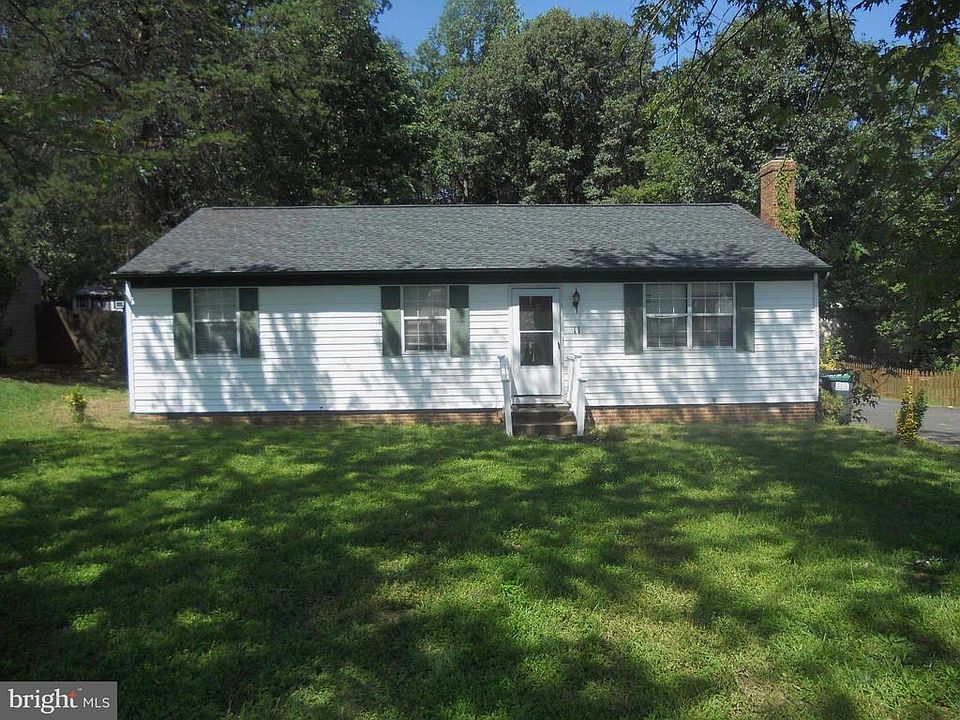 1st image of 11 Moss Dr