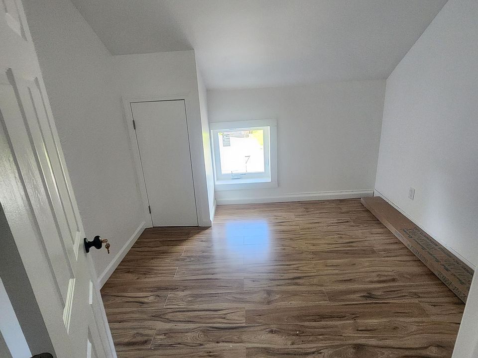 38 Ferry St, Easthampton, MA 01027 Zillow