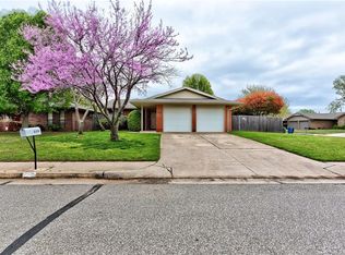 609 Parkhurst Ter, Edmond, OK 73003