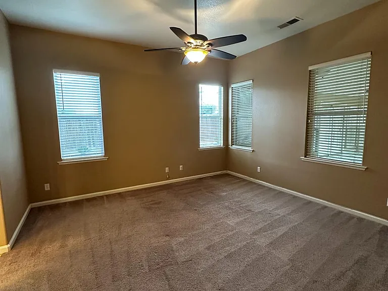 2688 E Omaha Ave — Photo 11