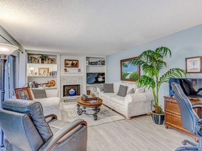 114 1st Court, Palm Beach Gardens, FL, 33410