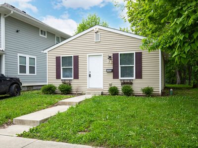 2402 Adams St, Indianapolis, IN, 46218
