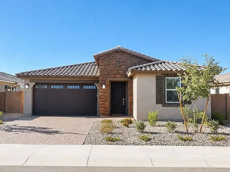 19214 W Marissa Dr — Photo 1