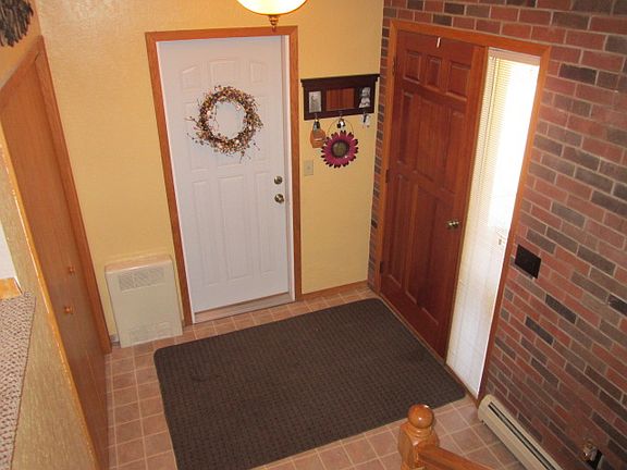 2nd image of 1137 9th St N