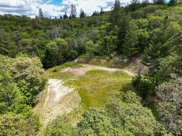 202 Westridge Dr, Grants Pass, OR 97526