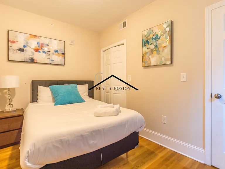 20 Sheafe St #3F — Photo 8