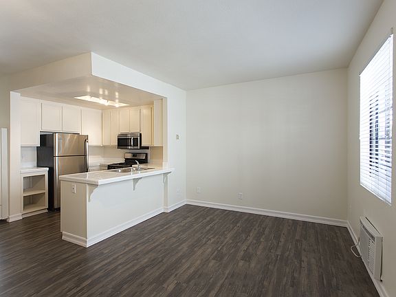 2nd image of 3737 Grim Ave APT 3