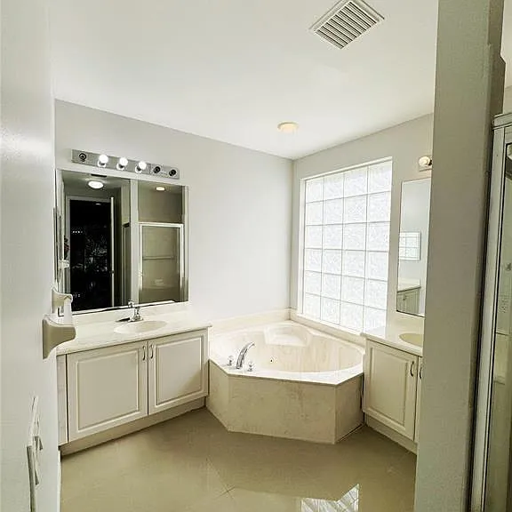 236 Belle Grove Ln — Photo 12