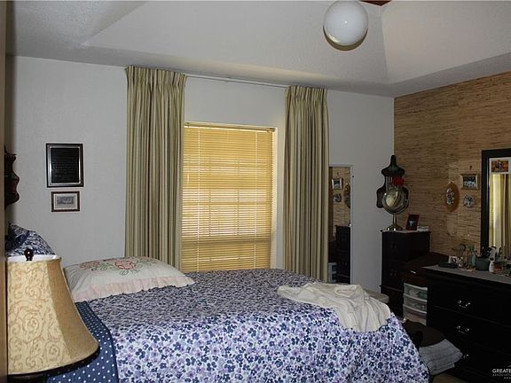 4th image of 6613 N 22nd St