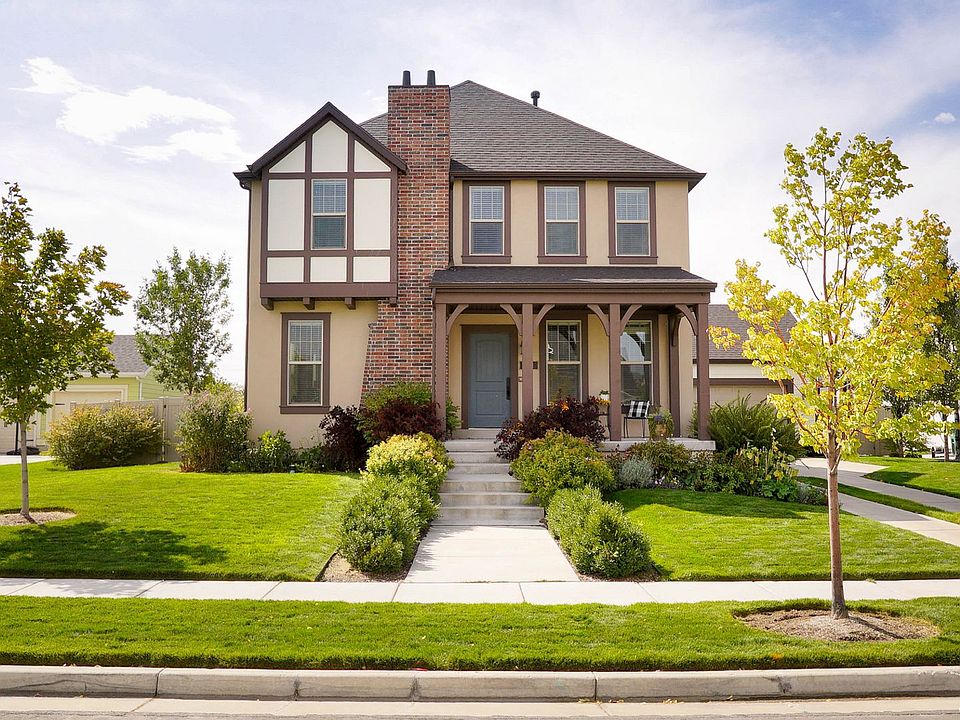 1st image of 321 Autumn Cherry Way