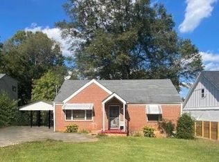 2008 Cogar Dr, Decatur, GA 30032