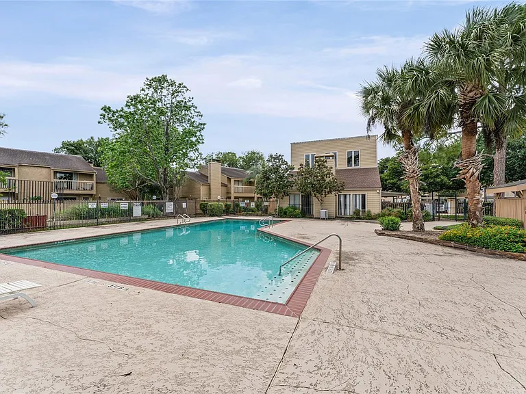 9327 Pagewood Ln — Photo 20
