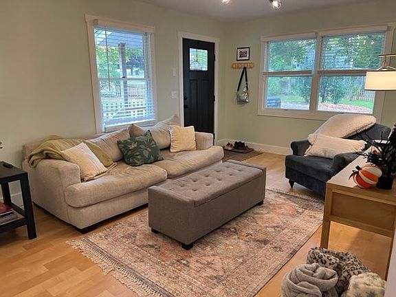 3rd image of 312 Finley Ave