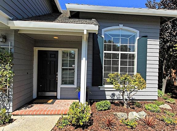 2nd image of 1571 Saint Regis Dr