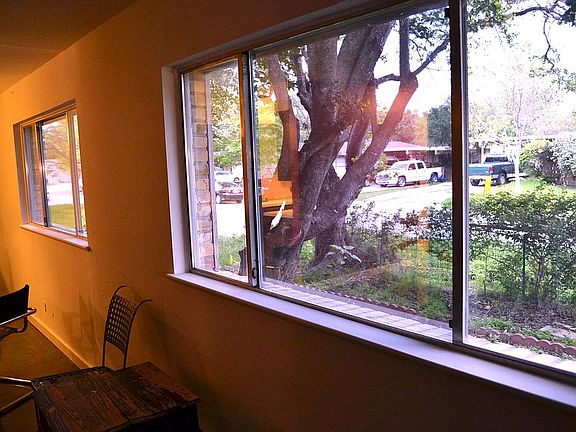 2 large windows facing front