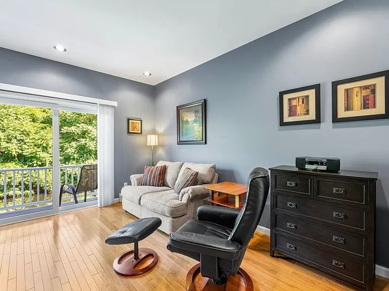 900 Lawrence St #13 — Photo 8