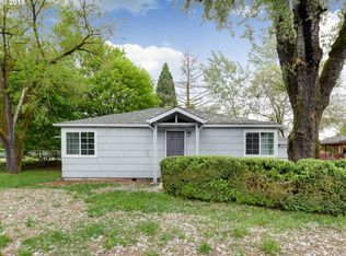 7911 SE Harmony Rd, Milwaukie, OR 97222