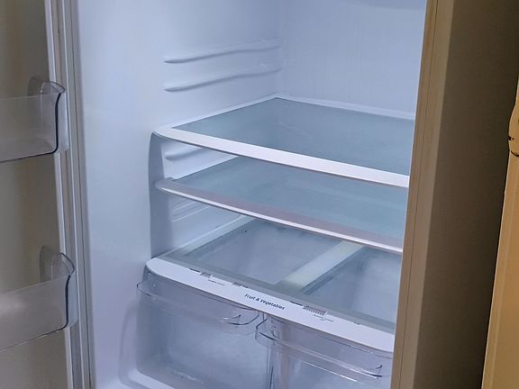 4th image of 62 Holly Cir