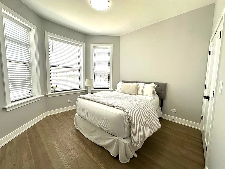 3836 N Wilton Ave #1 — Photo 16