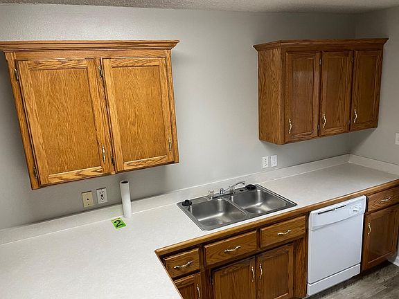 4th image of 903 W Vine St Unit 4