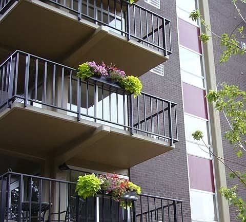 Outside of Building/Balcony