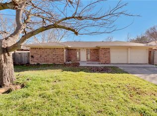 1800 Timberline Dr, Benbrook, TX 76126