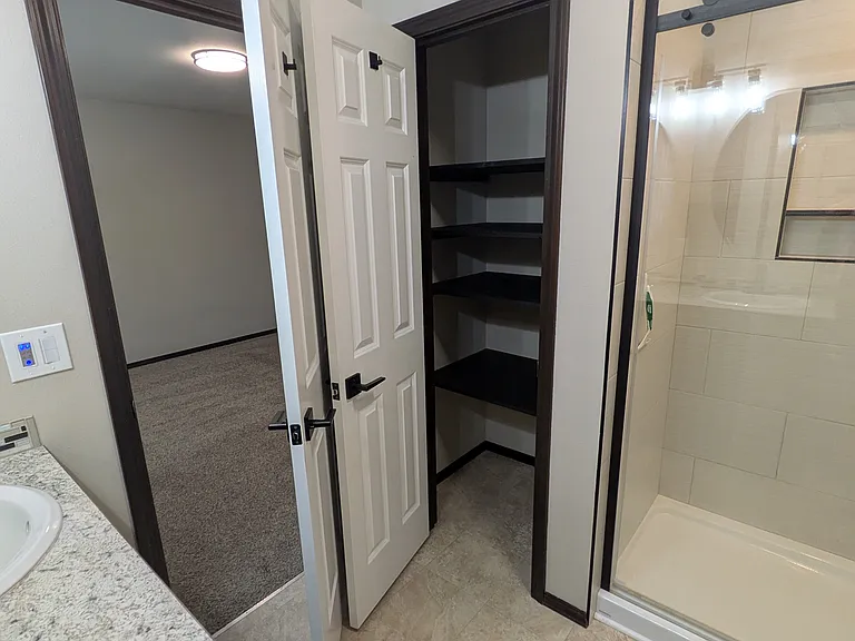 1025 Loganberry Ln — Photo 15