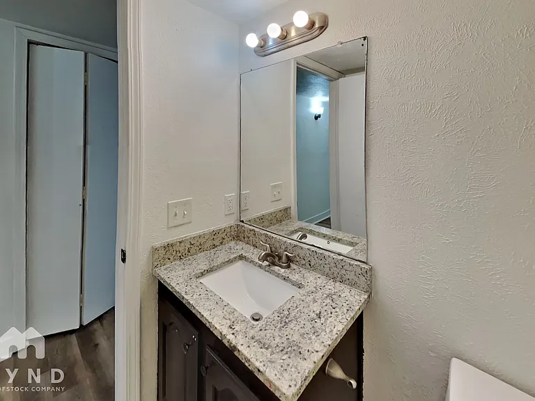 6708 Oriole Ct — Photo 16