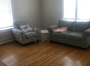 14 Chambers St FLOOR 2, Cumberland, RI 02864