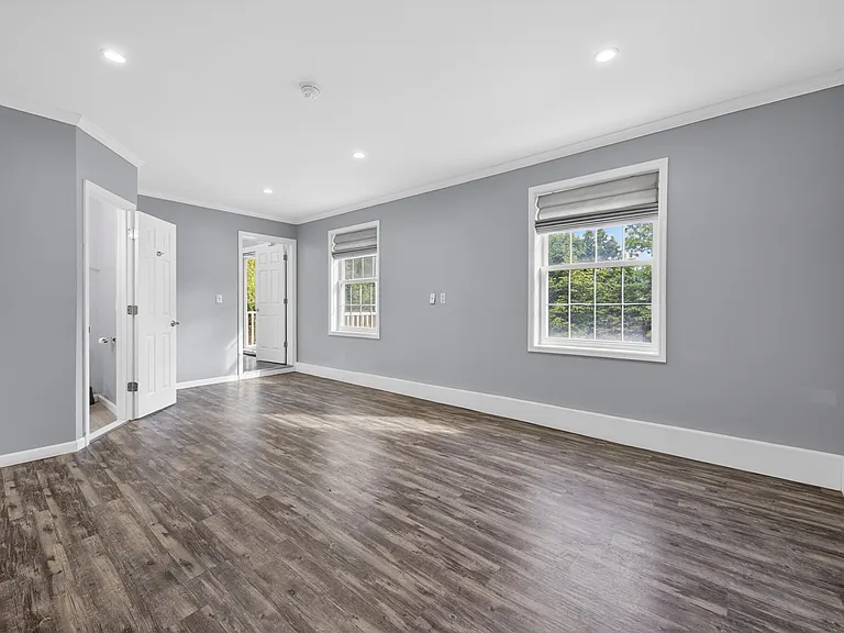 19 Hilltop Pl — Photo 22
