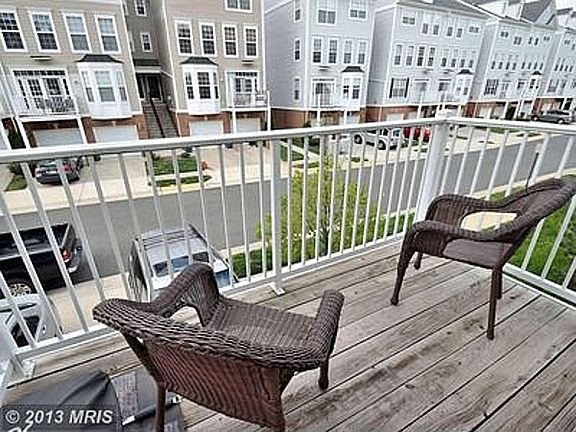 2nd image of 13625 Venturi Ln