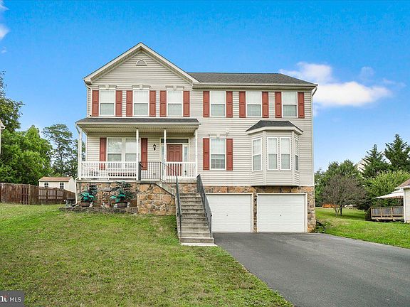 2nd image of 17960 Lyles Dr
