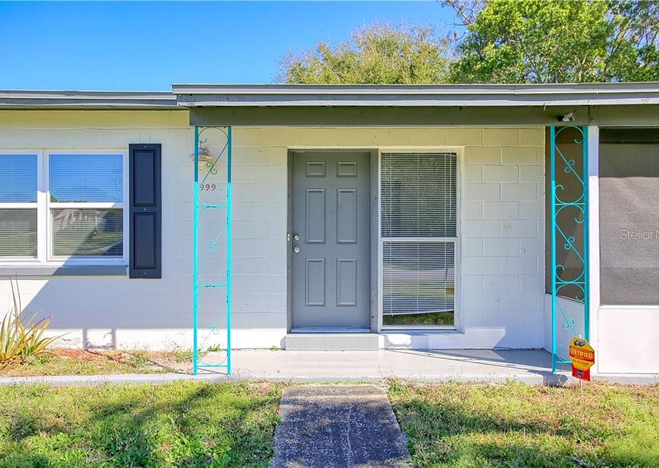 1st image of 999 Shorecrest Ave