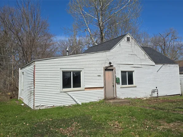 1226 Bauch St, Waterloo, IA 50701