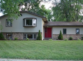 3601 Williams Dr, Burnsville, MN 55337