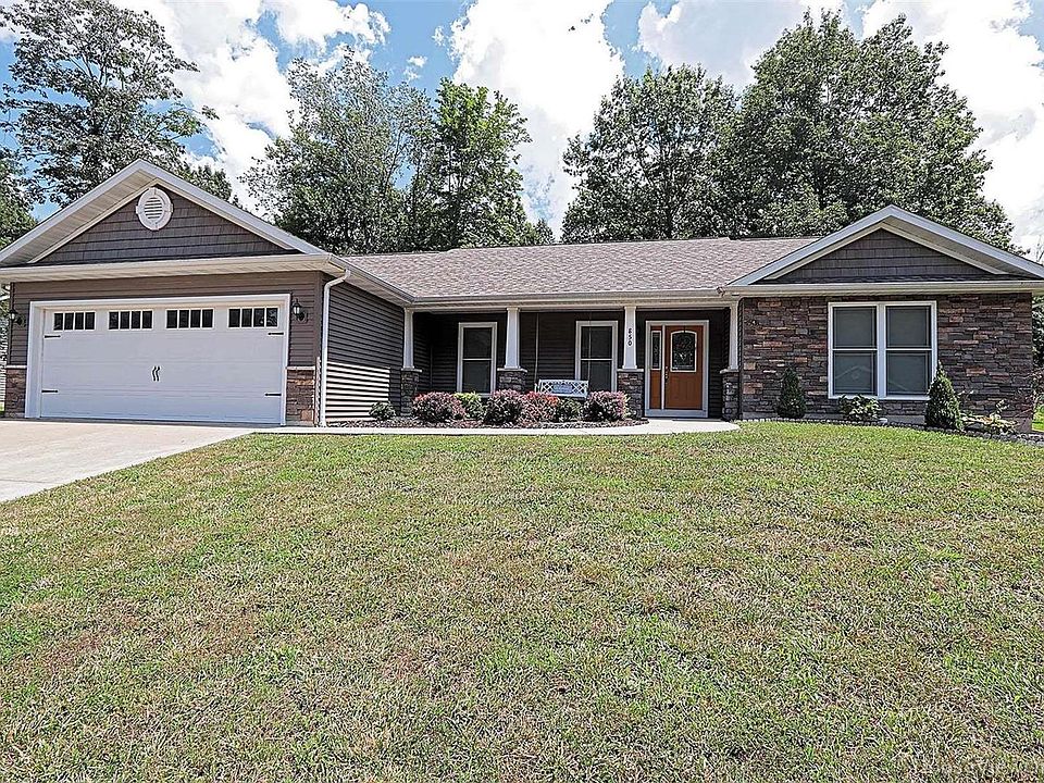 1st image of 850 Timberline Dr