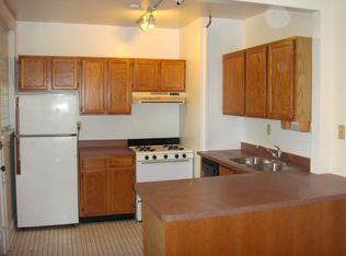 1908 W Berteau Ave, Chicago, IL 60613